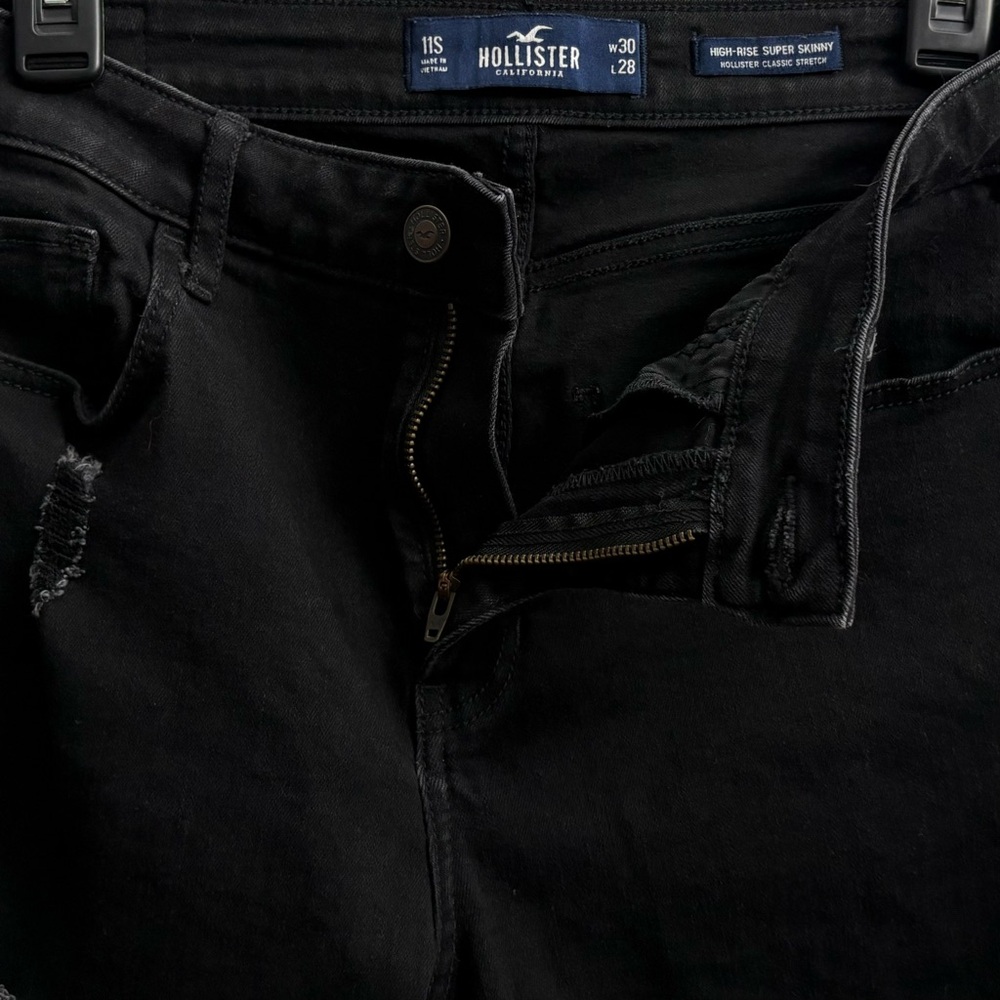 Hollister High-Rise Super Skinny Black Jeans Classic Stretch size 11s W30 L28